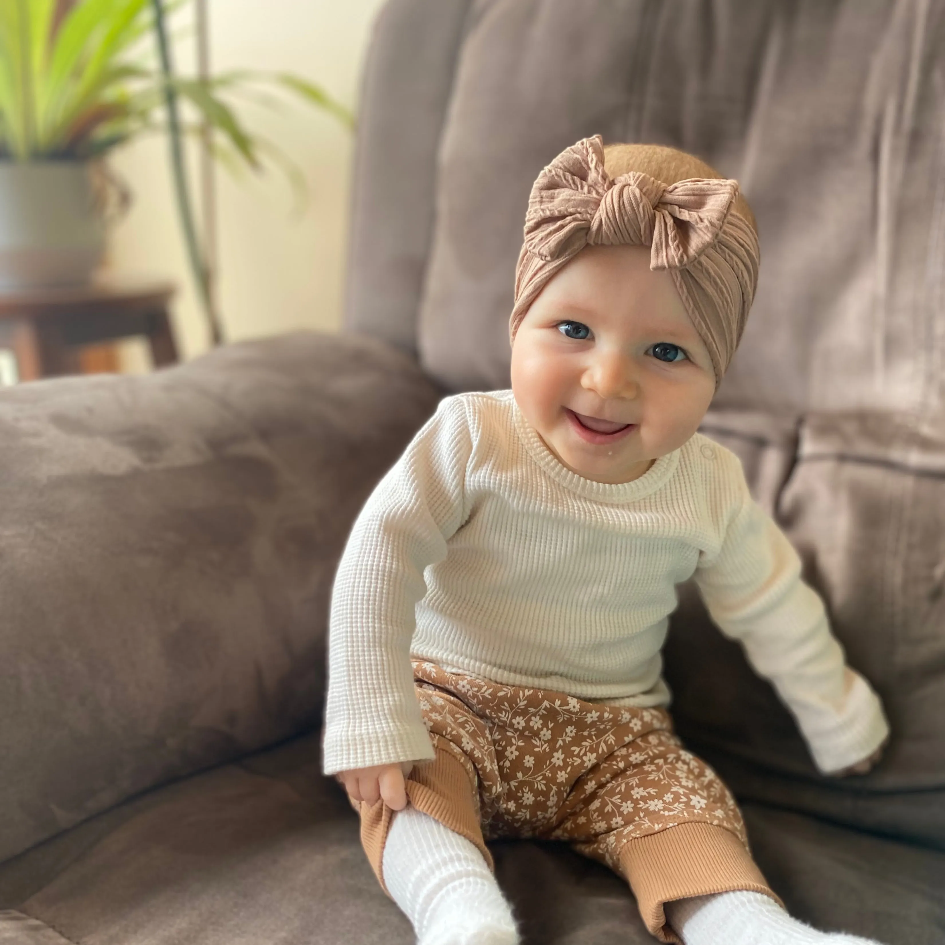 Baby Top Knot Single Bow Headband Strawberry