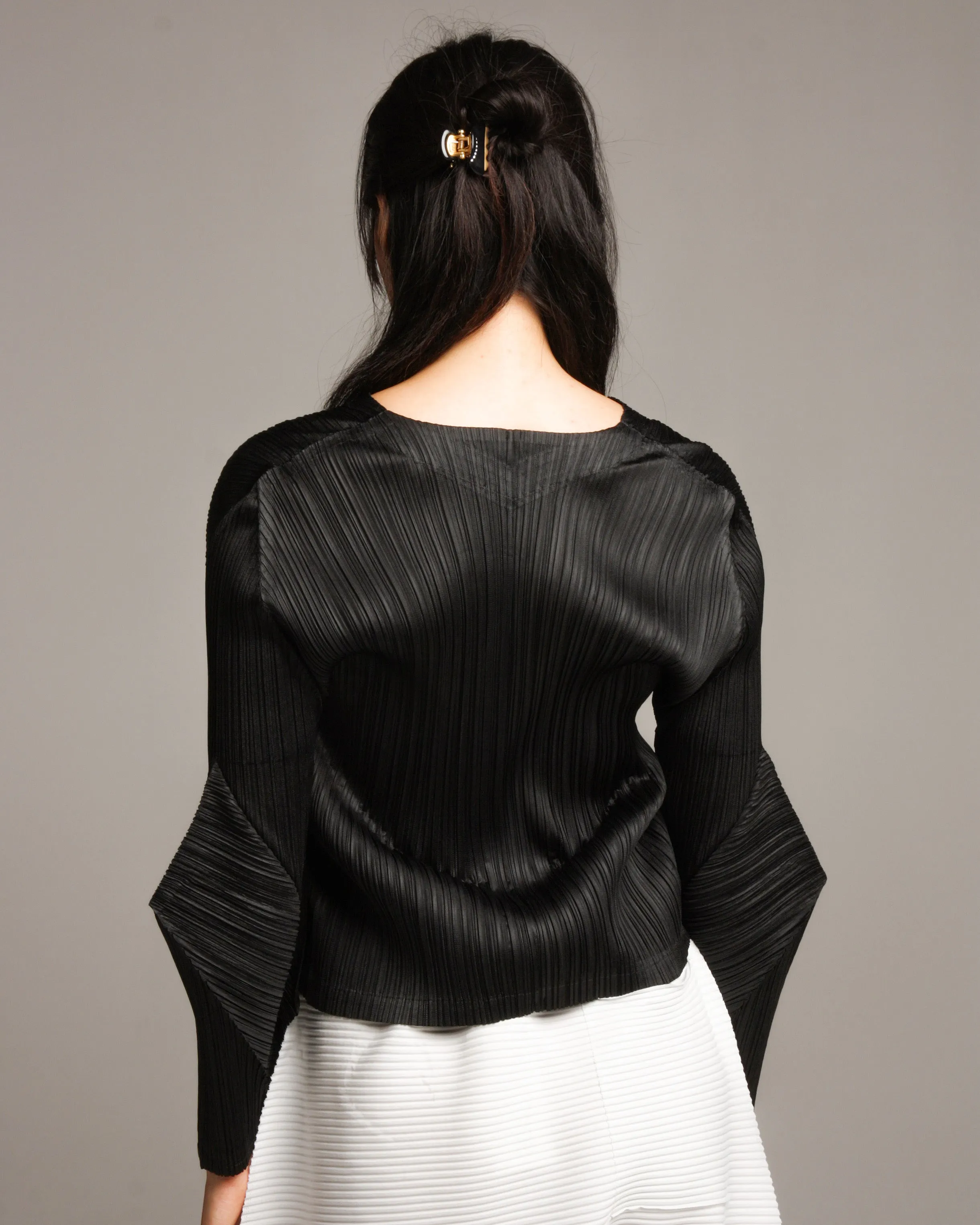 Black Blast Cardigan