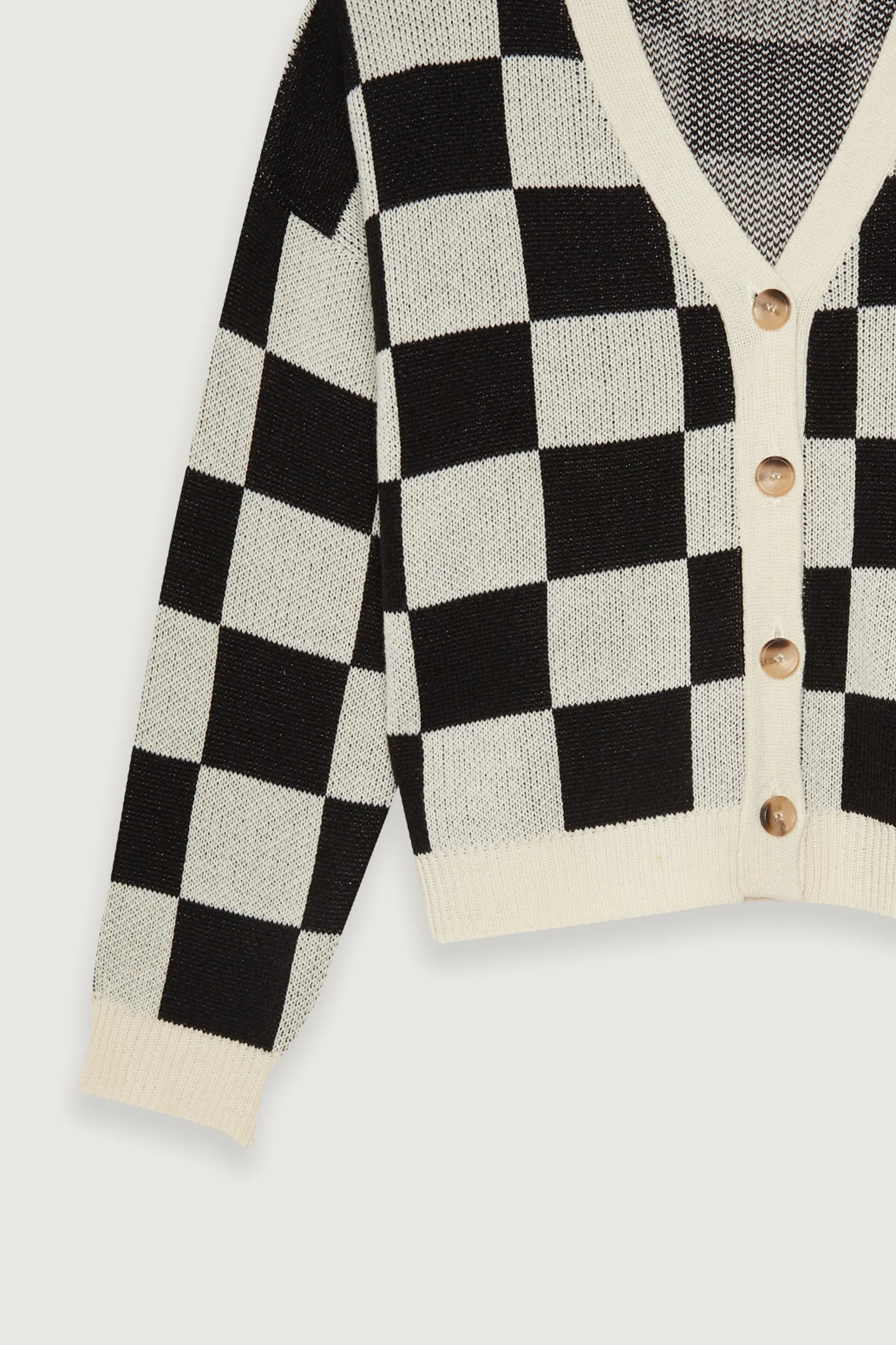 CHECKERED CARDIGAN