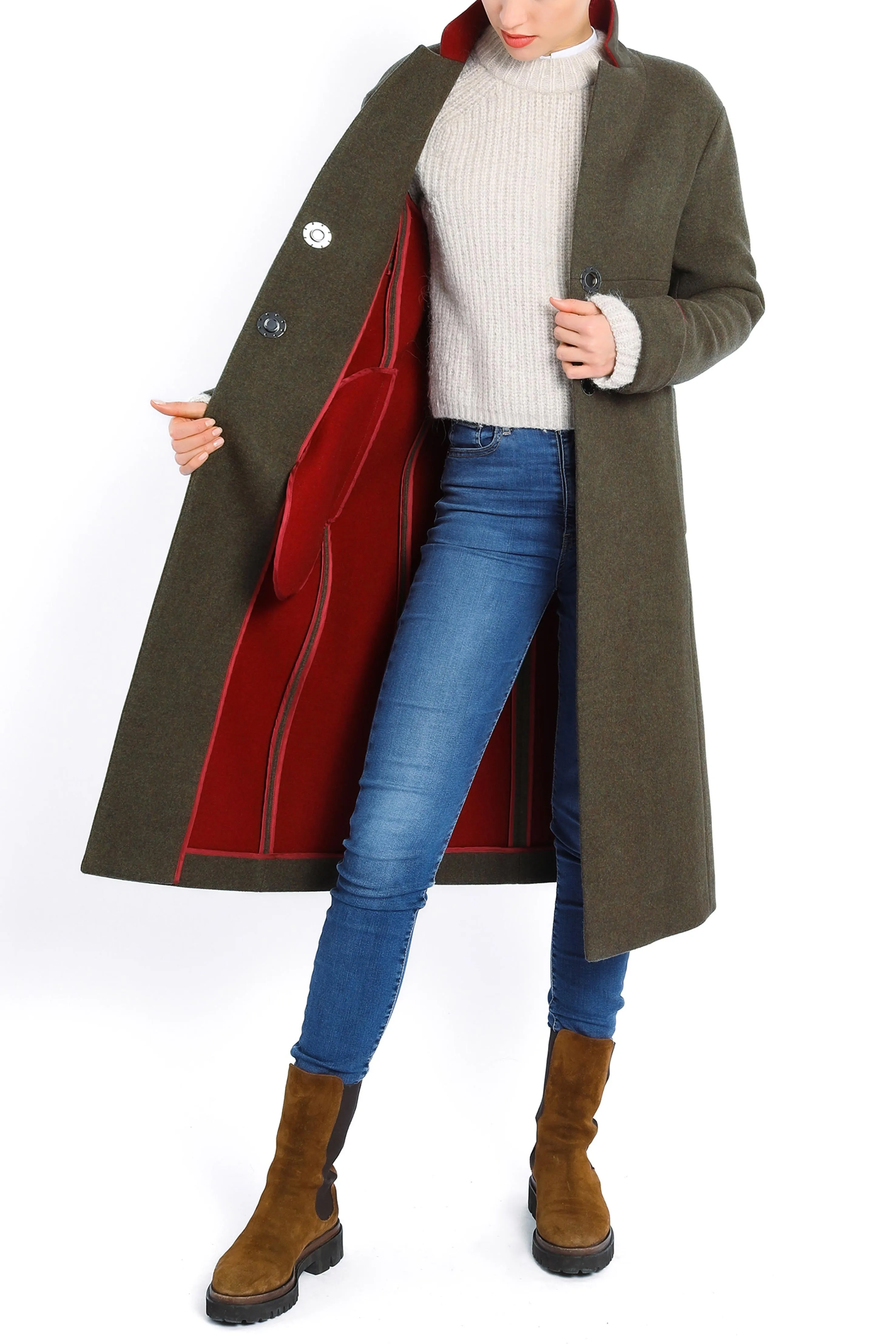 Coat from double-face loden in olive and red