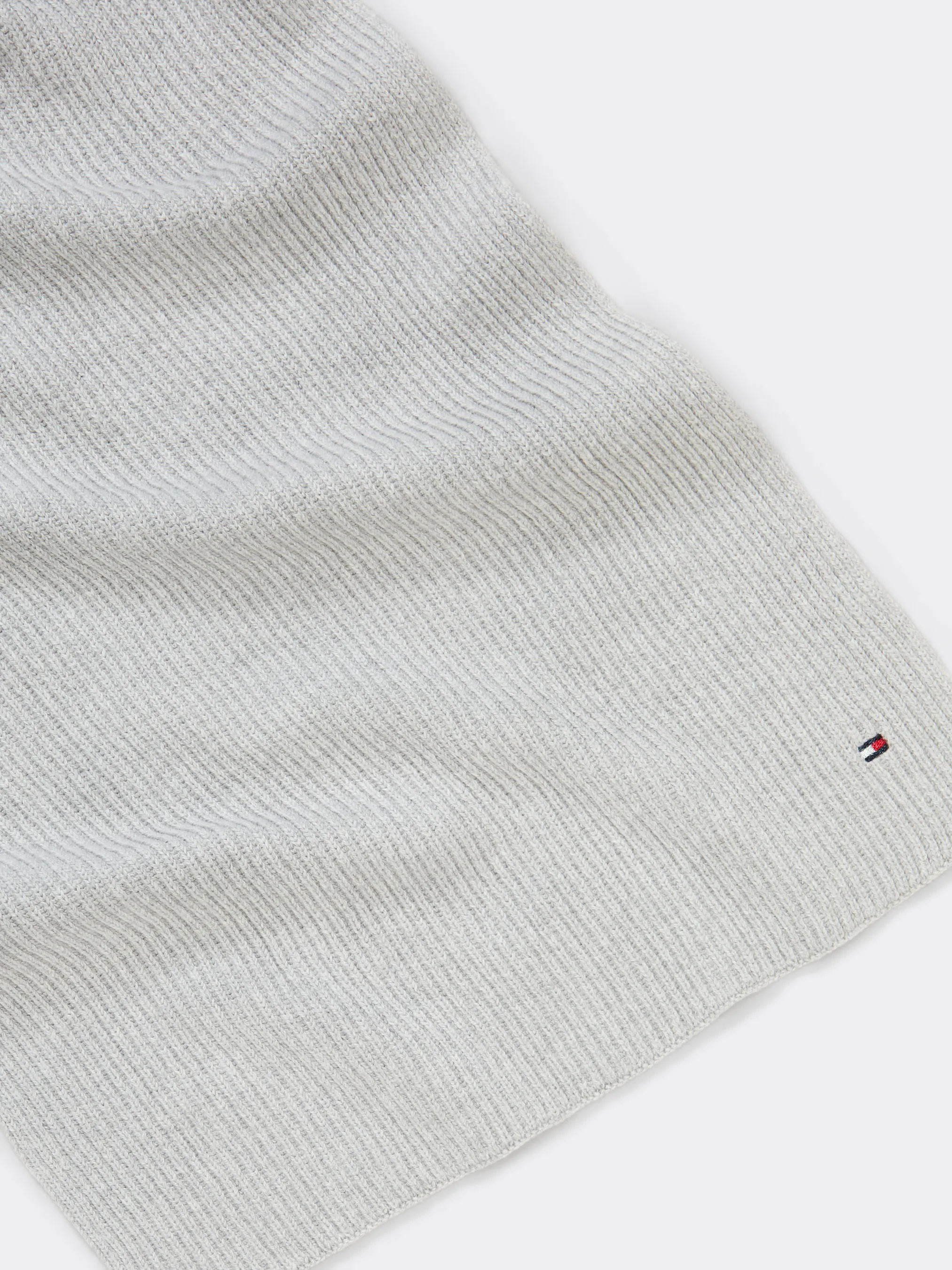 Essential Knitted Scarf | Hats, Gloves & Scarves | Tommy Hilfiger