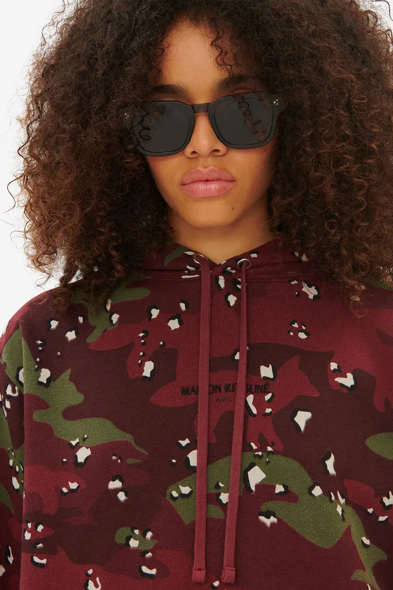 MAISON KITSUN CAMO FOX RELAXED HOODIE WINE LEES DESIGN