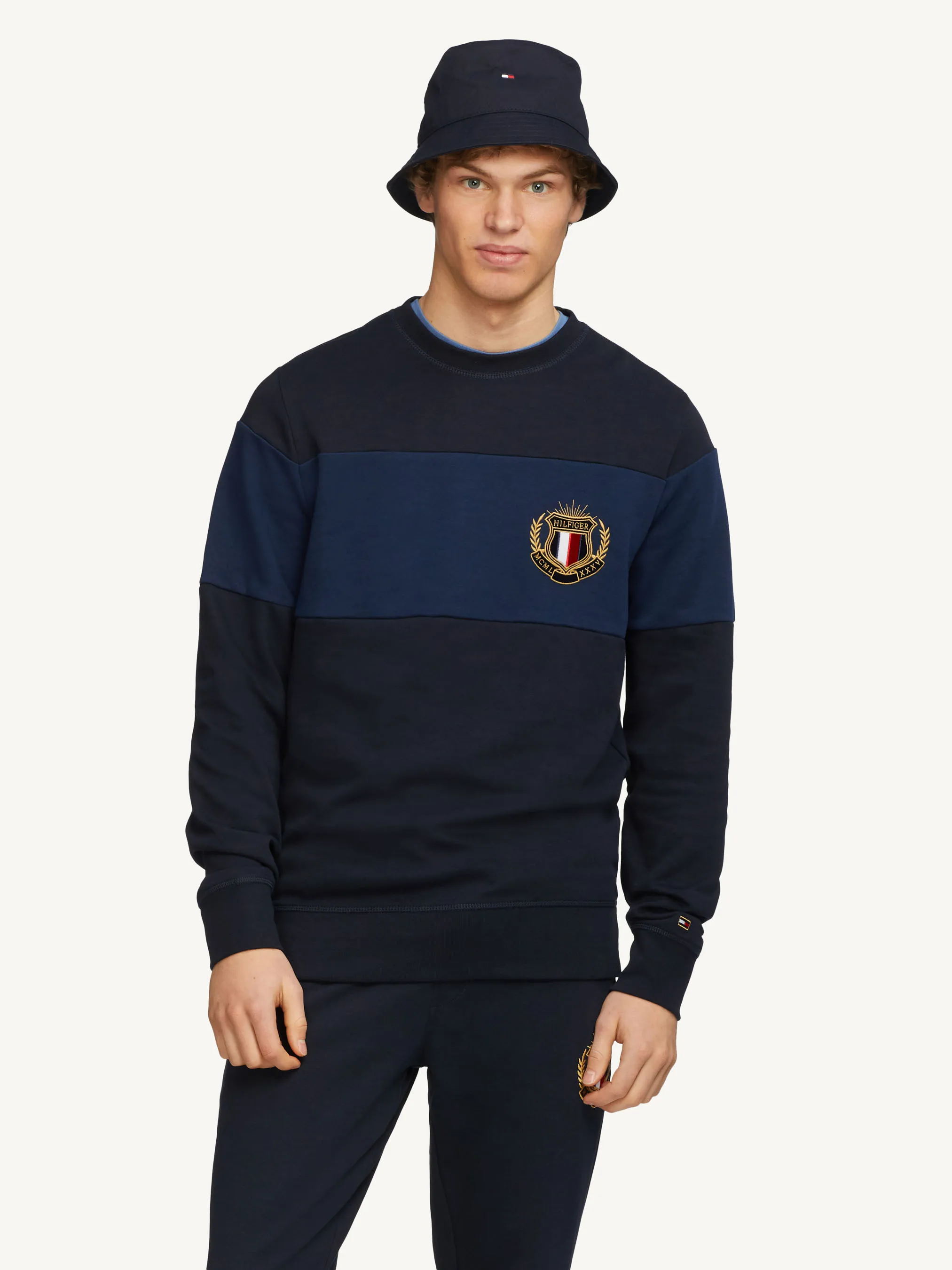 Tommy Crewneck | Sweatshirts & Hoodies | Tommy Hilfiger