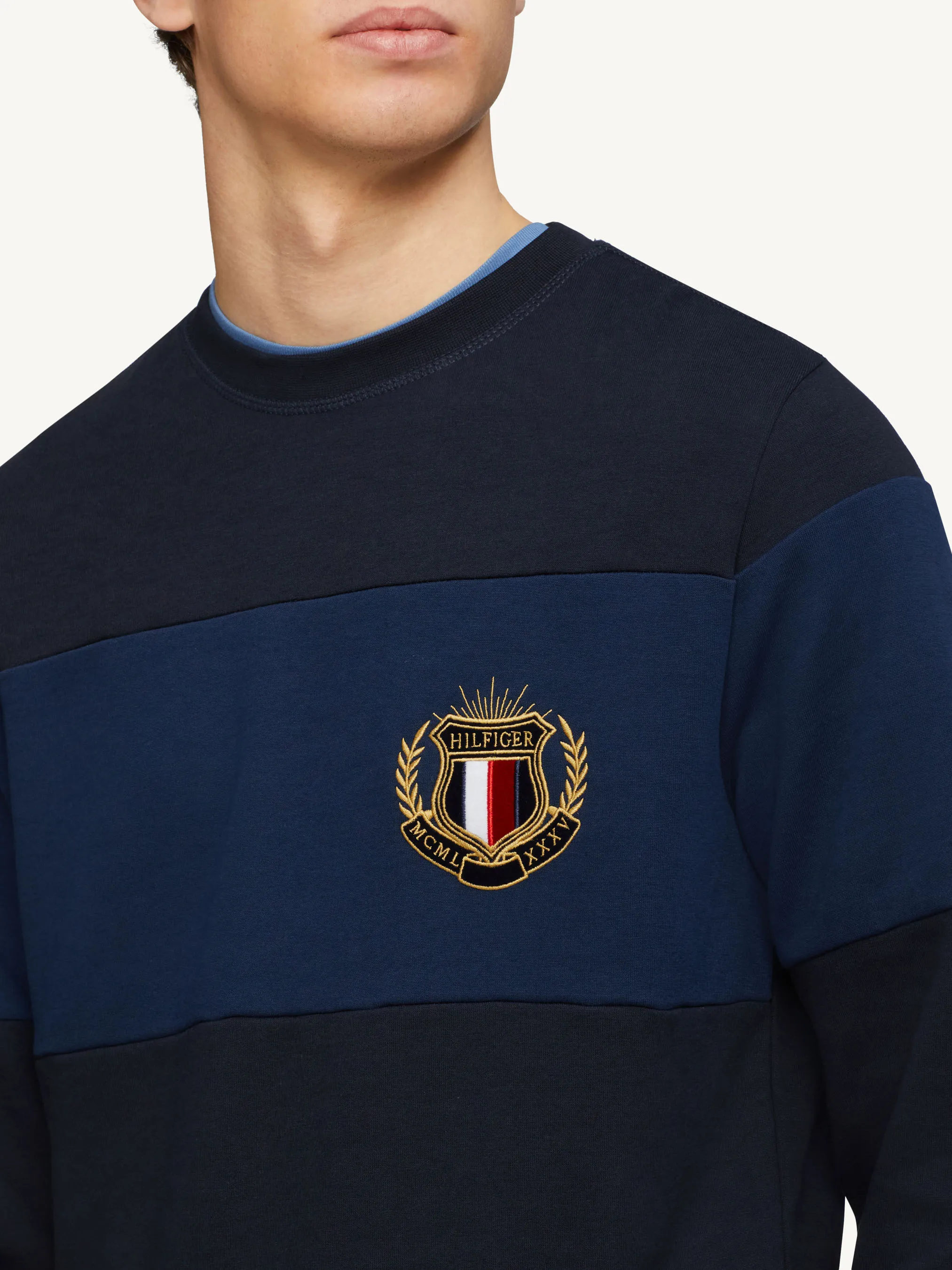 Tommy Crewneck | Sweatshirts & Hoodies | Tommy Hilfiger