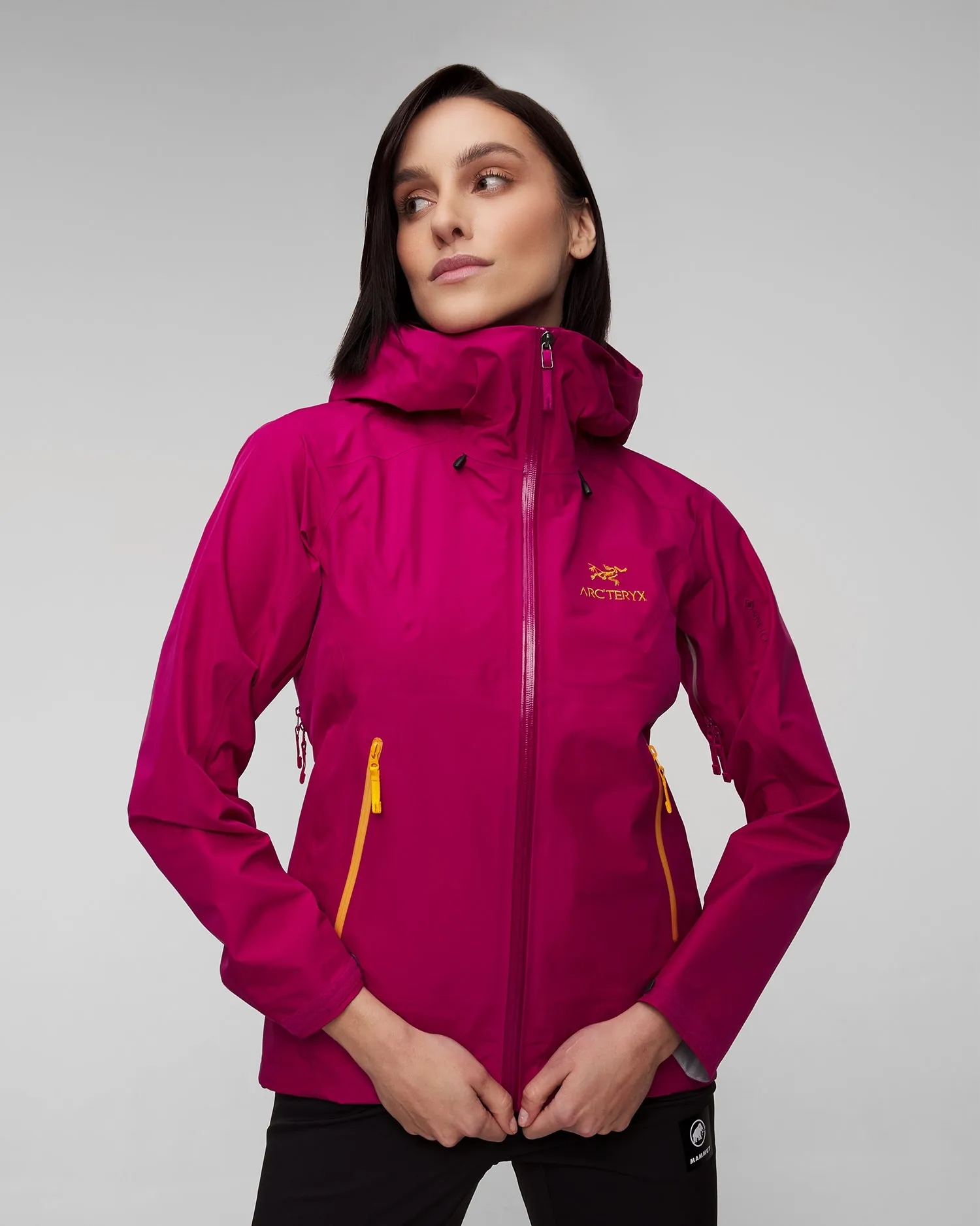 Women’s pink hardshell jacket Arcteryx Beta LT x000007239-21171