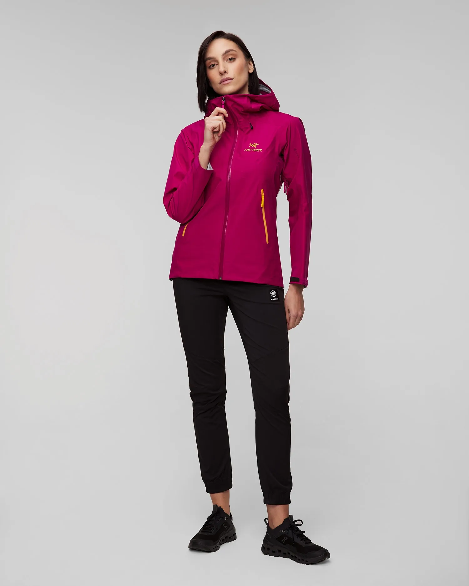 Women’s pink hardshell jacket Arcteryx Beta LT x000007239-21171