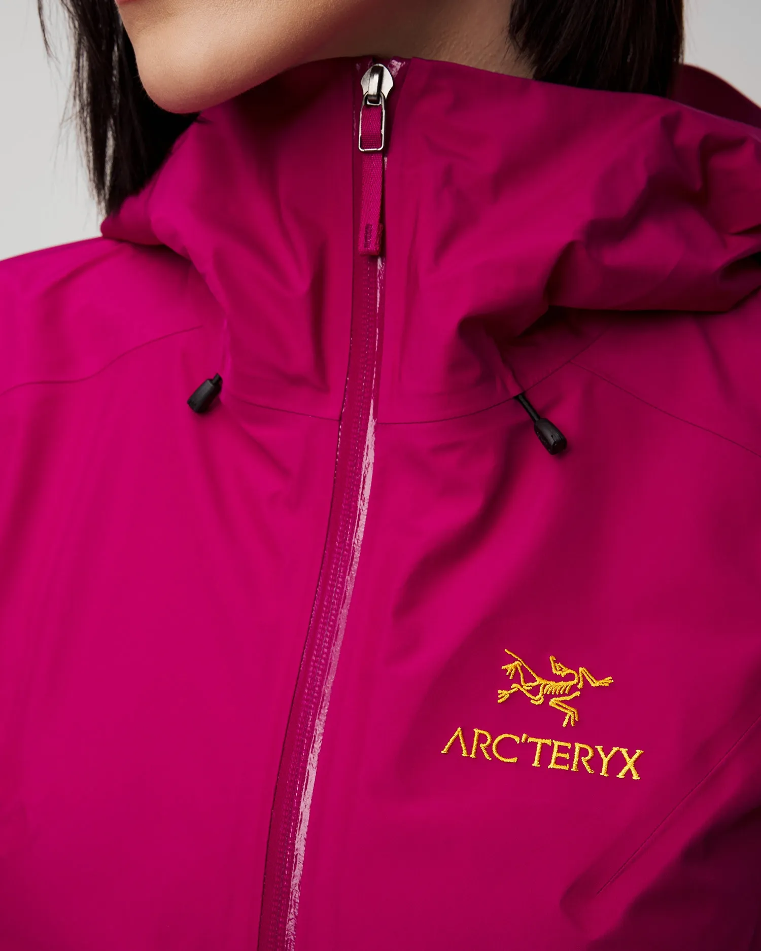 Women’s pink hardshell jacket Arcteryx Beta LT x000007239-21171